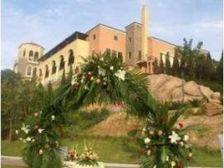 万科溪之谷别墅实木装修业主诚心出售价位可以研究