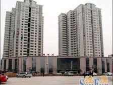 户型好 楼层好 通透 简单装修,市区里电梯房