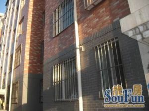 此房标准格局,视野宽阔,采光充足,配套设施齐全..