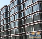 金桥地铁口锦秀嘉苑一楼带院,精装修房本俩年外