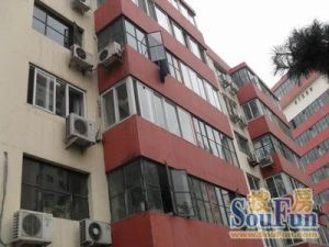 外文局宿舍2室1厅西东