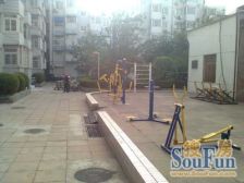 东经路98号2室1厅东西
