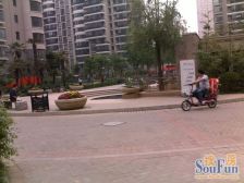 康桥华城院内,两梯两户,大三房,经典户型可遇不可求