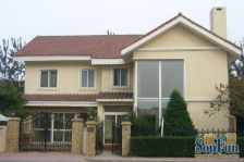 视野开阔,单层面积大,采光充足,大花园