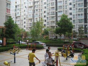 谷山旁品质小区,一梯一户纯板房