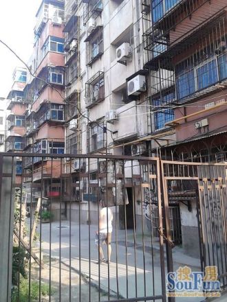 龙鳞路1号院实景图