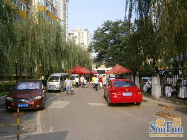 小区相关图