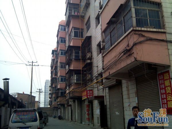 小区相关图