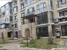 美树日记精装别墅 带车库 诚心出售