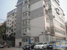 三室户型,视野开阔,采光好,中间楼层