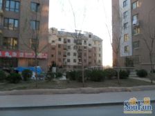 鹏辉新天居三期,精装修,楼层好,近地铁,