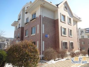 碧海园四楼有阁楼精装修未住房主外地发展忍痛可爱出售