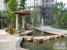 后排南北通透高楼层房源。看房方便。