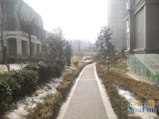 中海紫御东郡精装联排别墅,带车库带南北院,诚心出售!