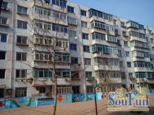 房子产权清晰 户型规矩 装修保持好 近市场 车站