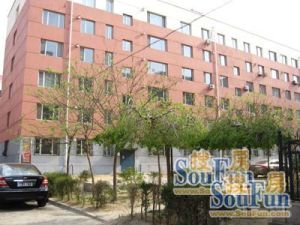 嘉茂塔东26低楼层南北通客厅大此房本满五迎春家园