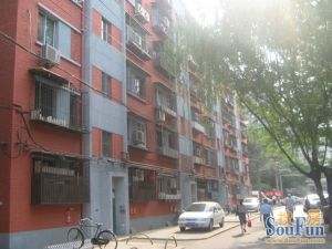 小黄庄路四条2室1厅东西
