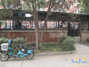 外交学院3室1厅南西北