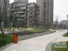 上东阳光一期 4室1厅 东南