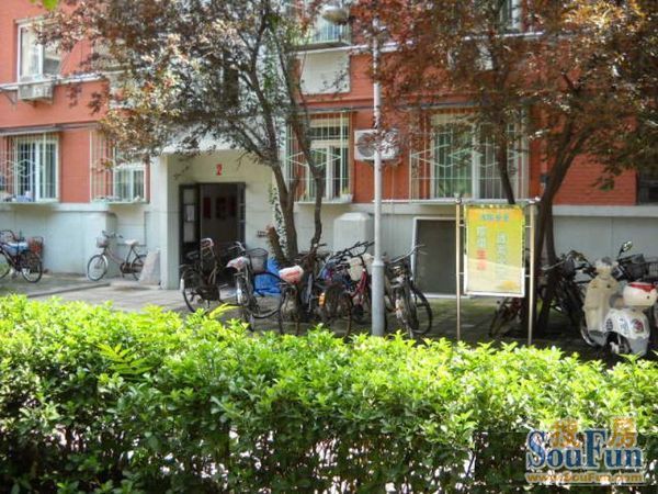 小区相关图
