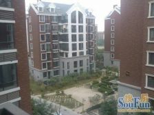 全新精装 好楼层大两居 拎包入住 有车位