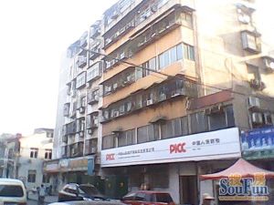 老集皇苑小区商品房5楼两室出行便利