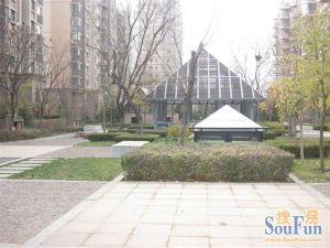 精装修拎包入住小高层南北通透