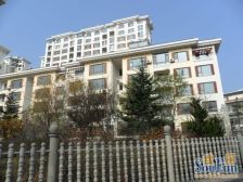 汤泉香格里精装修拎包入住格局方正采光充足位置好