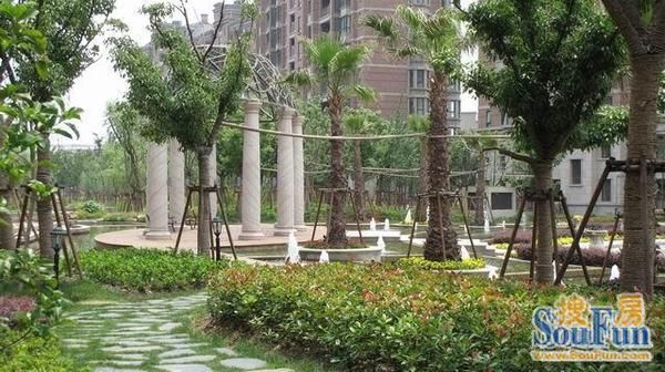 小区相关图