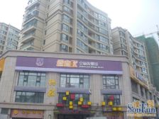 地铁口,曼哈顿大四房,诚心出售,价位可谈