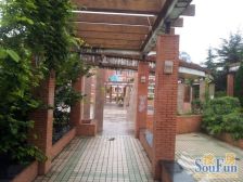 西安路四站地 南侧广场 近市场车站 难得带100多平露台