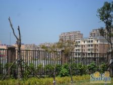 一梯两户,南北通,电梯11楼,临河景观,采光好,视野好。