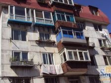 武昌街 中间楼层 户型方正 阳光明媚 位置好