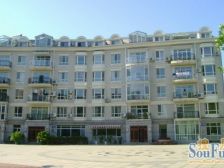 封闭小区环境好安静优雅....