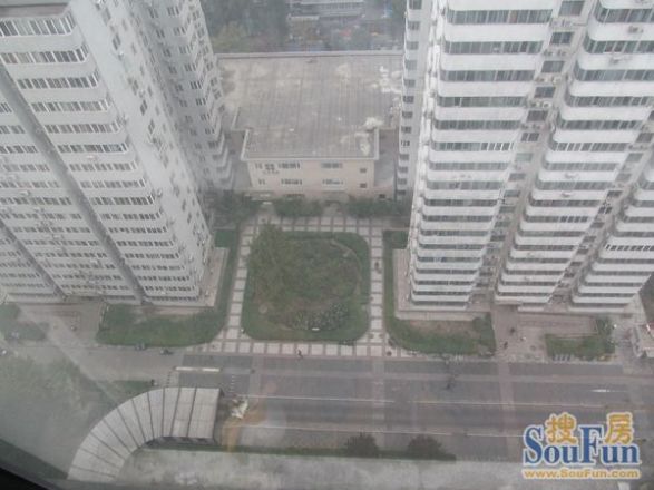 空间蒙太奇商住楼实景图
