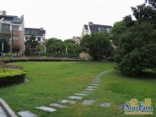 低总价联排别墅带车位+花园+阁楼