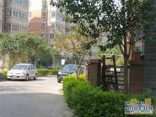 房子满五唯一,小区环境好,配套成熟,户型比较方正