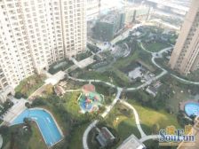 此房出行方便,户型方正,居住方便舒适