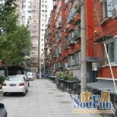 云梯胡同3室1厅南北