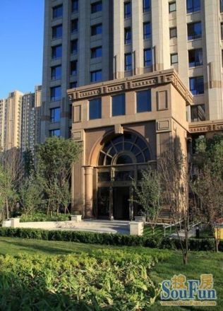 福熙大道,南北通透三居室,装修好,看房随时