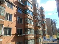 西岗区香炉礁小区前排楼。视野靠阔,两室