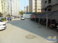 经六路香桔市两室,通透带储藏室!楼层采光视野好