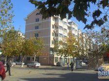 此房是顶加阁,尖顶,实际楼层是五楼加阁楼