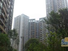 看房方便业主诚心出售正规四居室两卫