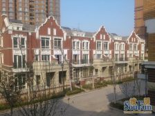 中海奥龙观邸 4室2厅 南 北