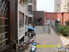 新建区幸福里 南北通透,采光好 装修好,环镜优美 视野好,诚心出售