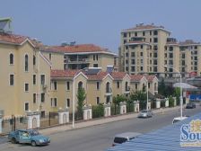 两层别墅 地铁万达 位置好 手续清晰看房随时