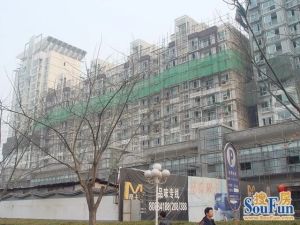 摩卡空间正规两居室精装修满五年可以拎包入住