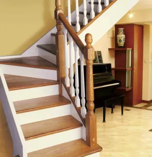 楼梯排名_玻璃扶手楼梯图片(2)