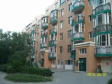 平层大三室两卫,南北通厅,房主诚心卖,手续清晰